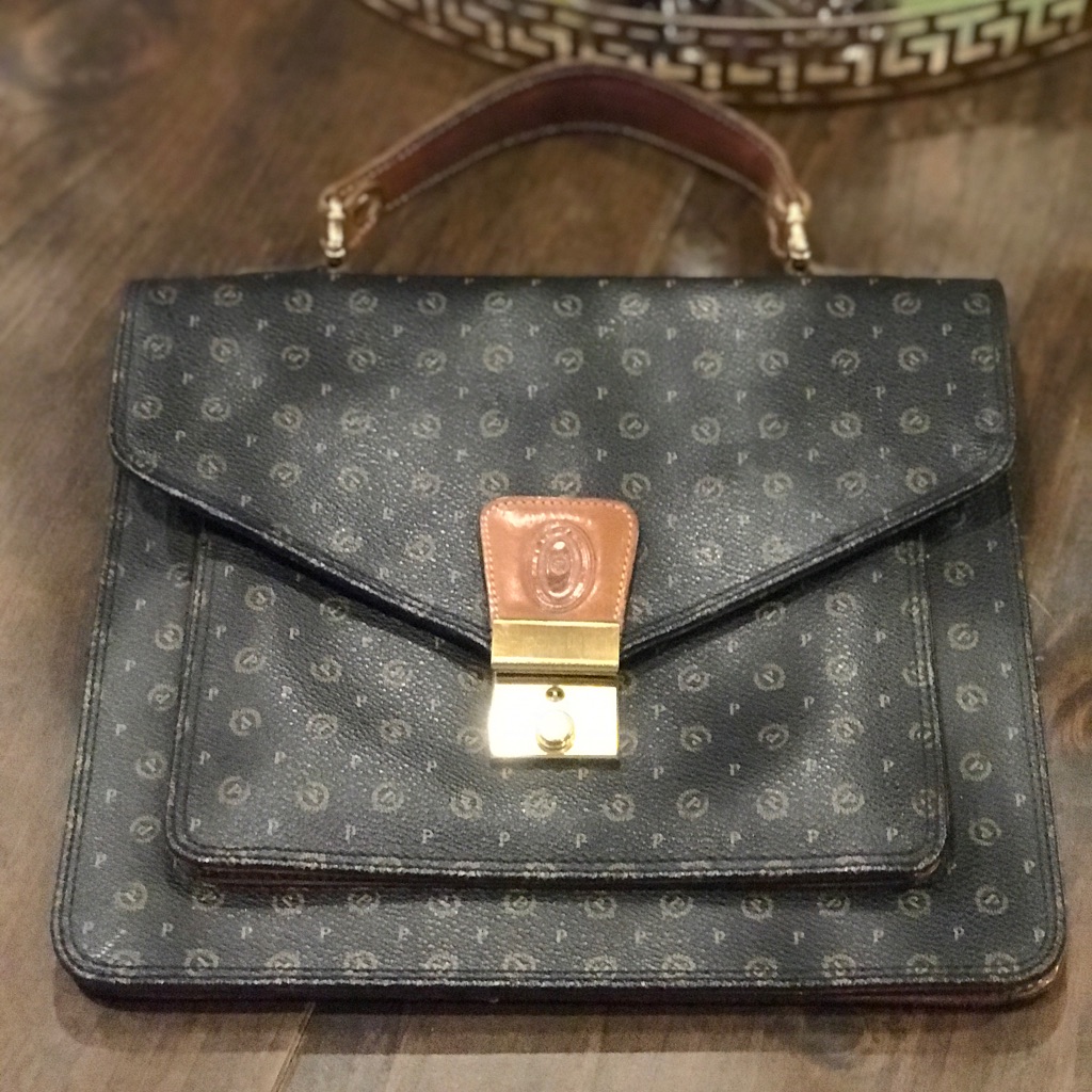 Pollini Vintage Leather Bag With Signature Logo